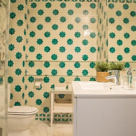 Expo Golden Mile * ماربيا